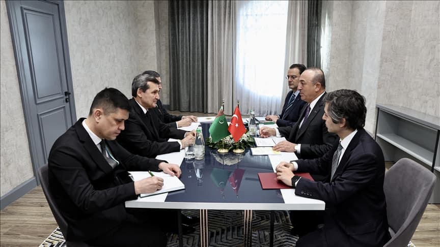 В Авазе прошли переговоры глав МИД Туркменистана и Турции