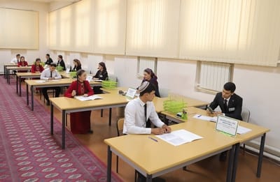 В Туркменском государственном университете идет приём документов на 34 специальности