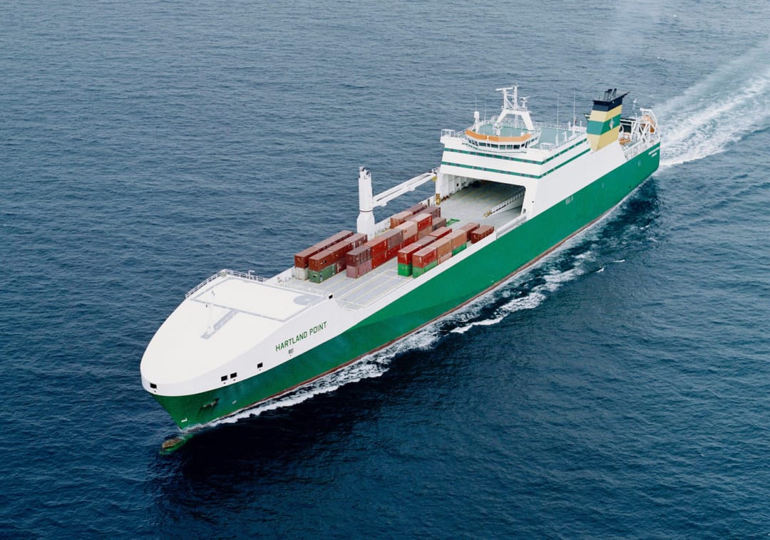 На заводе в Туркменистане построят два парома Ro-Ro и сухогруз