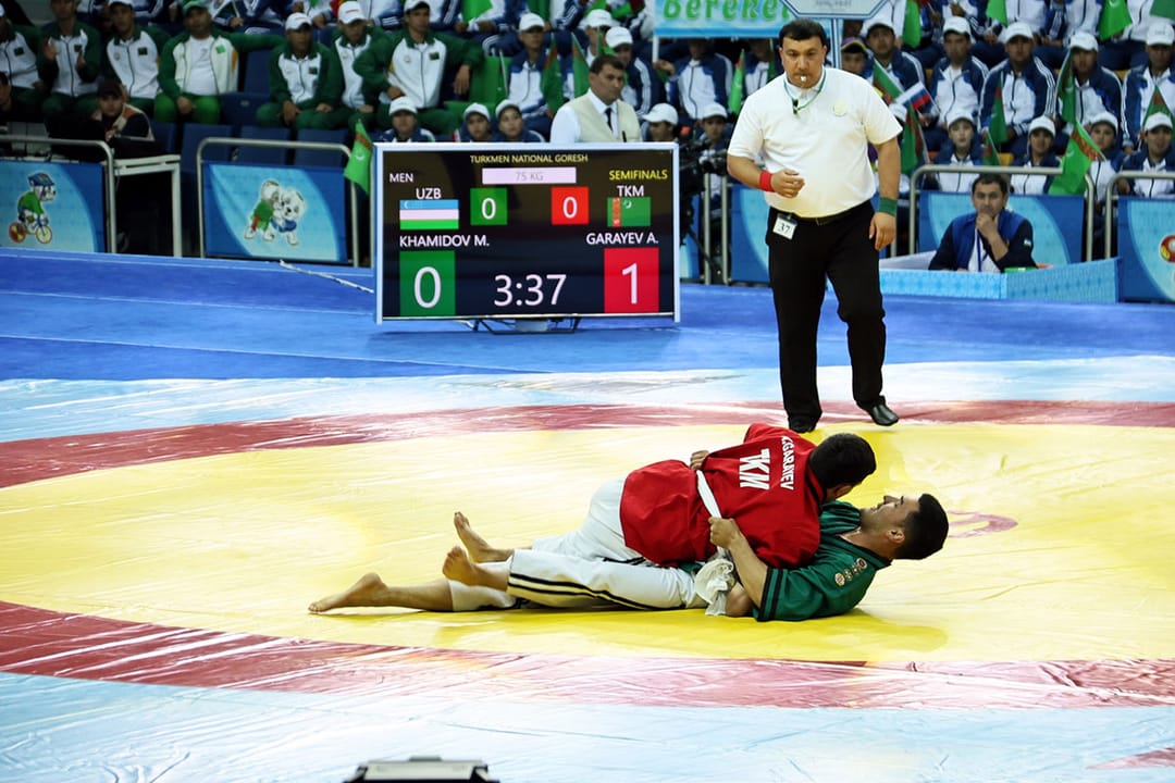 Туркменские борцы завоевали 14 медалей в первый день международного турнира по горешу