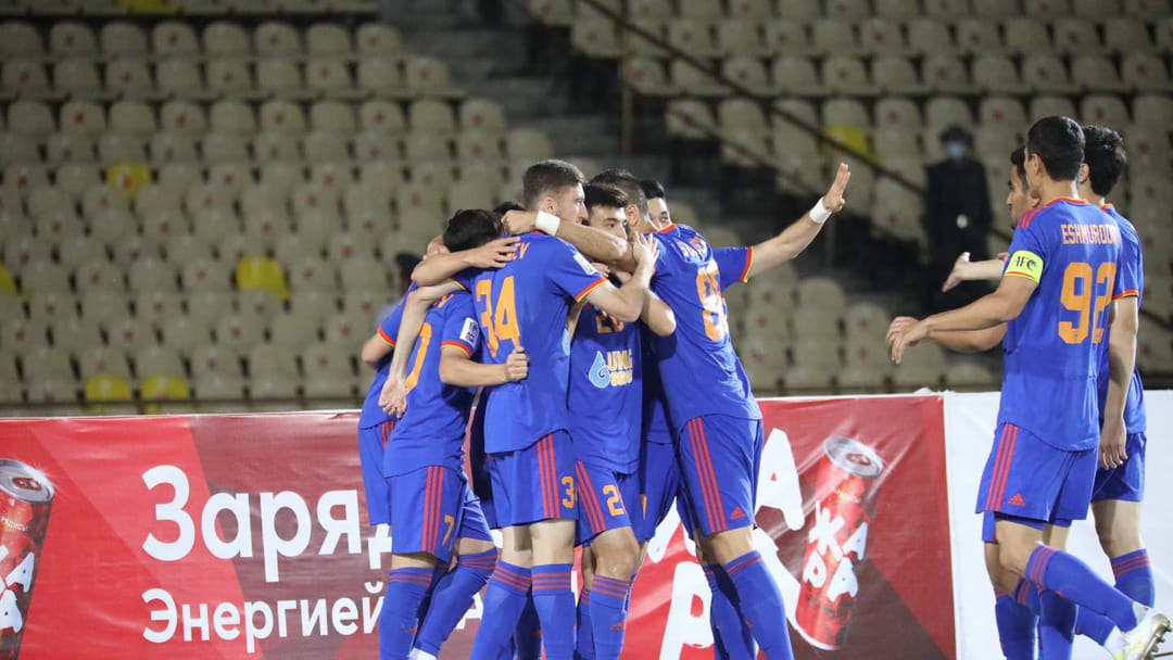 «Насаф» разгромил «Худжанд» в Кубке АФК-2021