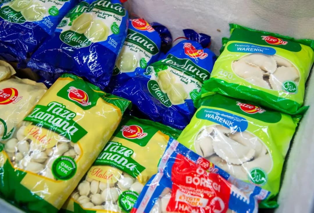 “Täze aý” kompaniýasynyň ýarym taýýar önümleriniň durnukly hili we görnüşleriniň giňligi