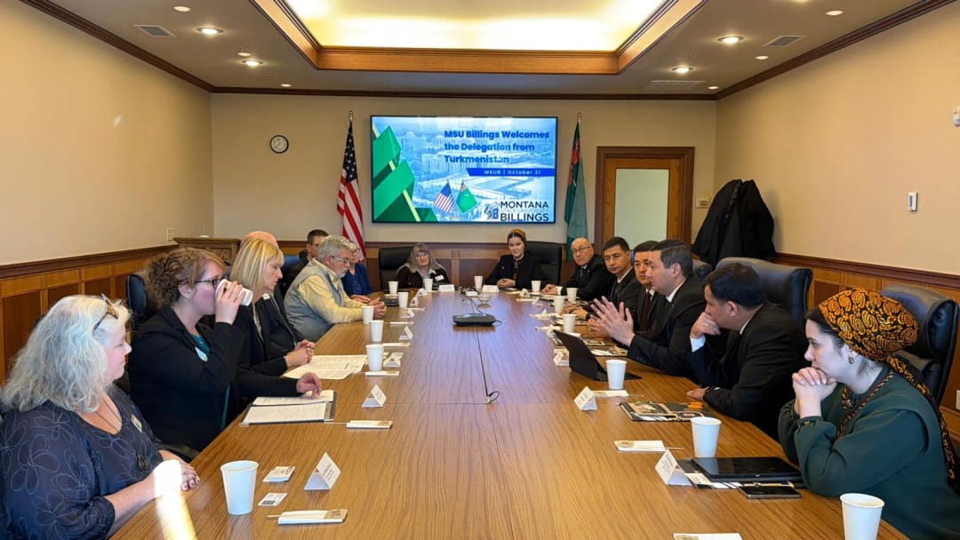 Туркменистан и Университет Монтаны наметили запуск совместных краткосрочных курсов