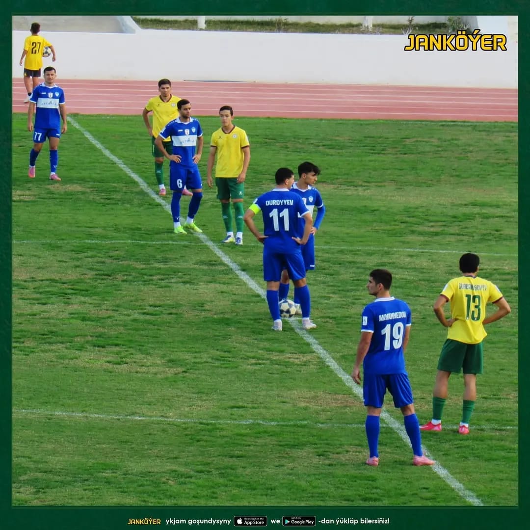 «Аркадаг» досрочно стал трехкратным чемпионом Туркменистана по футболу