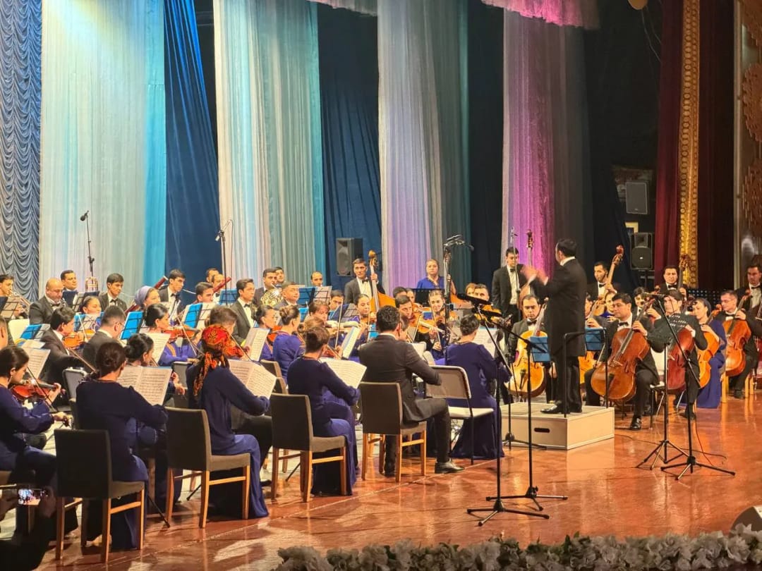 Концерт в честь 185-летнего юбилея Чайковского прошел в Ашхабаде