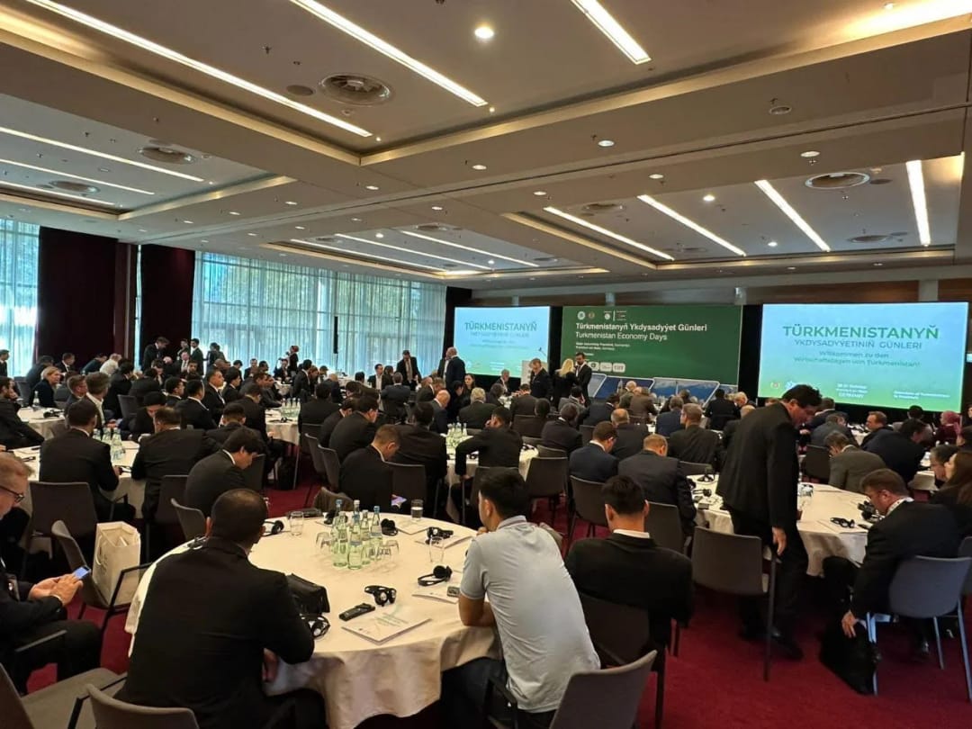 Туркменистан развивает транспортные коридоры Восток-Запад и Север-Юг