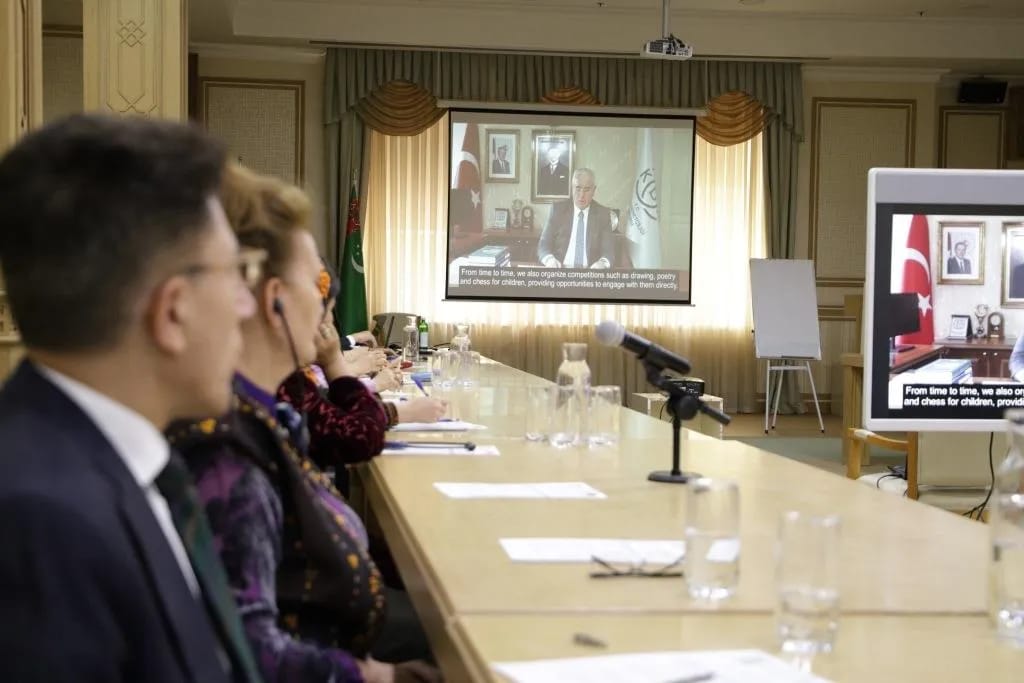Специалисты из Турции провели в Ашхабаде семинар по продвижению и защите прав детей