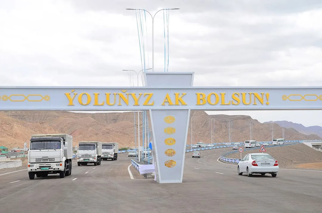 В Туркменистане заложена автомагистраль Туркменбаши – Гарабогаз протяженностью 207 км