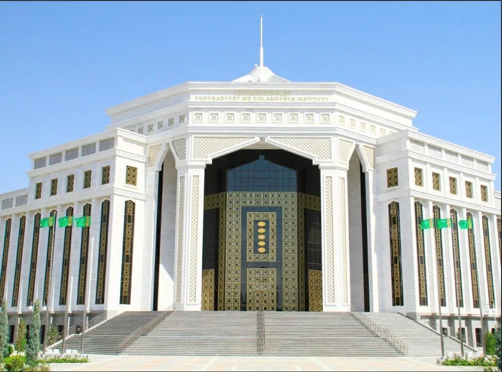 Студенты вузов Туркменистана и зарубежья приглашаются к участию в олимпиаде «Финансы»