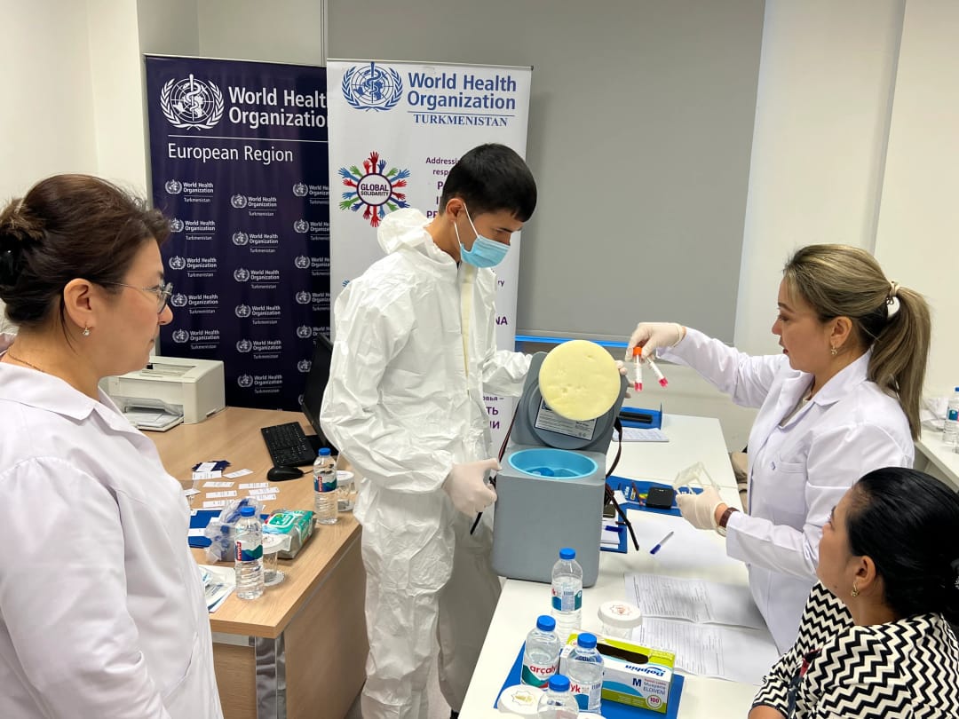 ВОЗ в Туркменистане провела курс по диагностике гриппа и острой респираторной инфекции