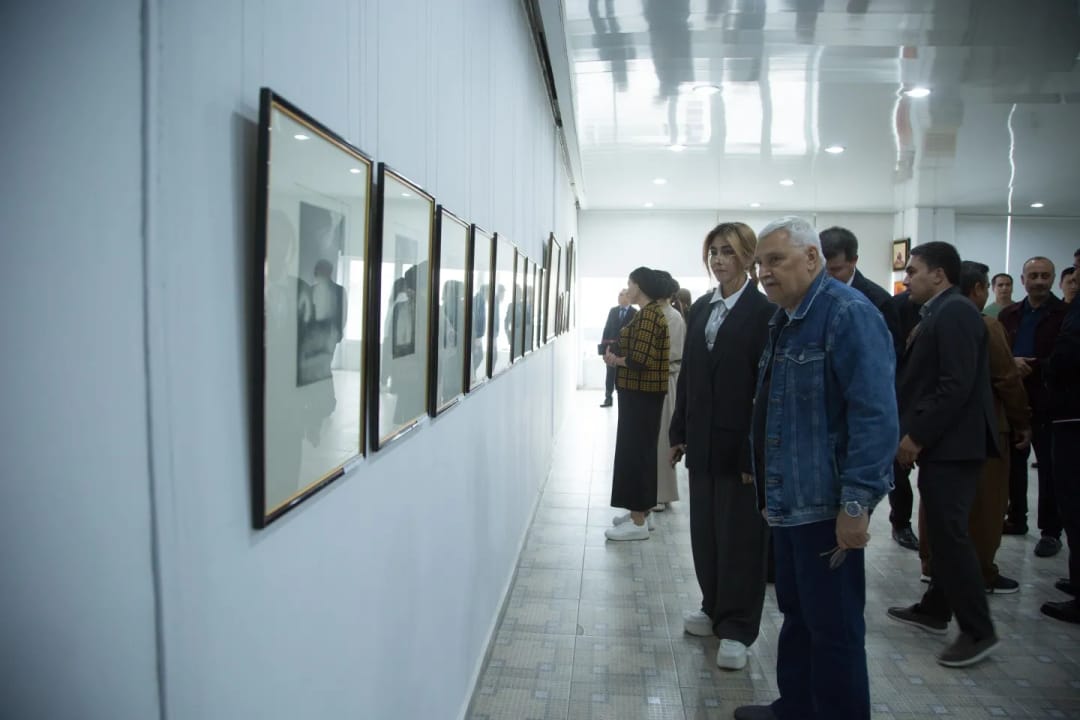 В Ашхабаде открылась юбилейная выставка народного художника Туркменистана Хаджи Атакдаева