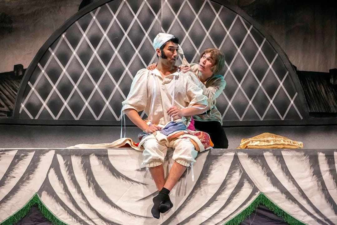 В театре Ашхабада прошла премьера спектакля «Женитьба» по Гоголю