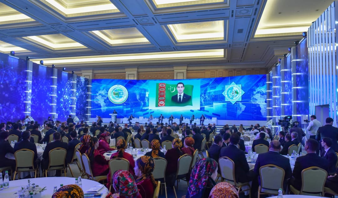 Экспортно-импортный банк Китая намерен расширить сотрудничество с Туркменистаном