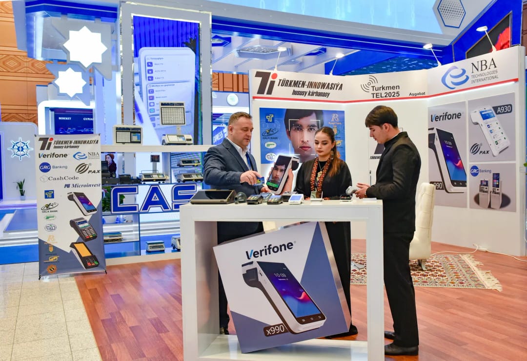 На выставке в Ашхабаде представили технологию оплаты по распознаванию лица