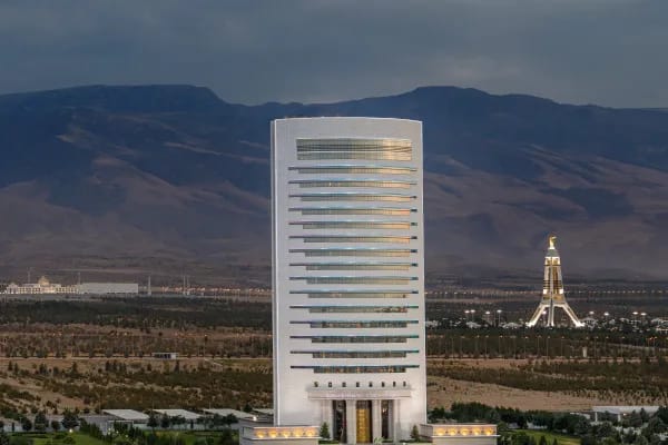 Биржа Туркменистана провела торги с участием предпринимателей ОАЭ