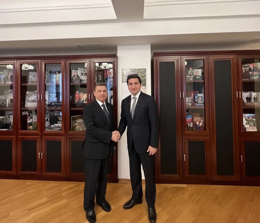 Türkmenistan ve Azerbaycan, işbirliğine yönelik karşılıklı ilgilerini teyit ettiler