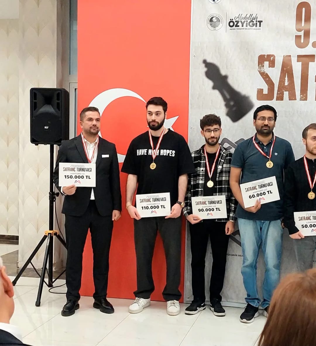 Туркменский гроссмейстер Аннабердиев выиграл международный турнир в Турции