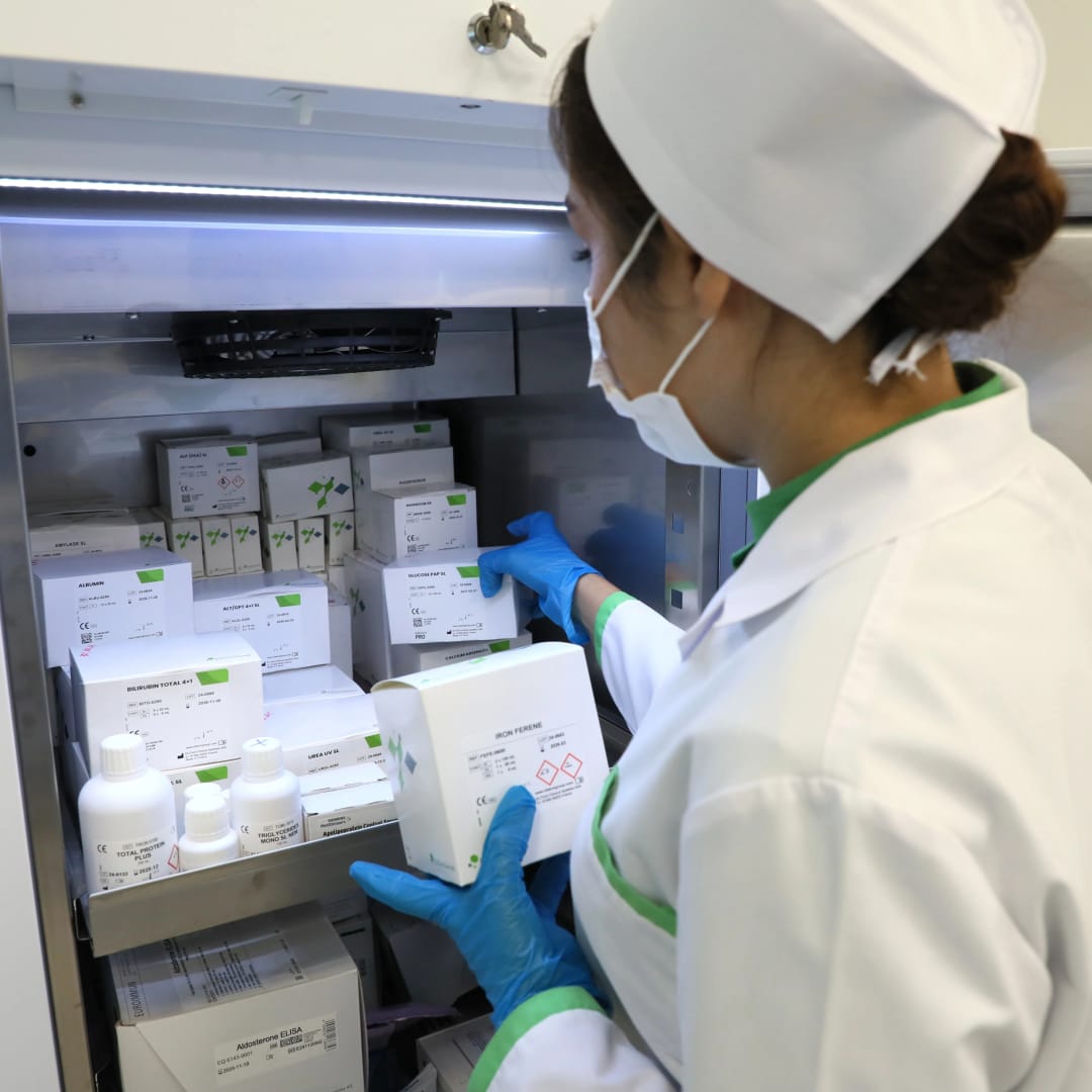 ПРООН доставила в Туркменистан новую партию лабораторного оборудования и реактивов