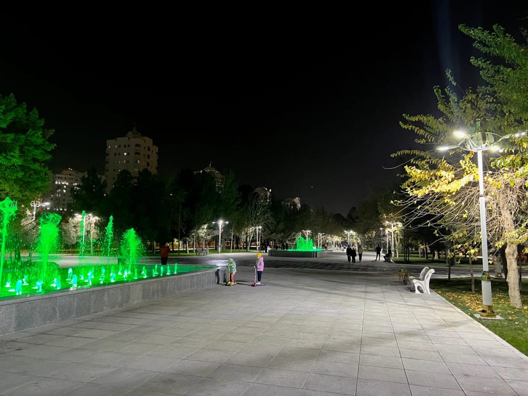 В Ашхабаде открылся обновленный парк имени Атамурата Ниязова