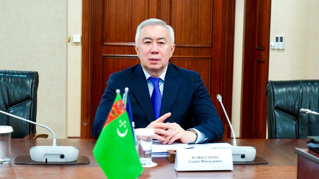 Казахстан готов принимать овощи и фрукты из Туркменистана в рамках «зеленого коридора»