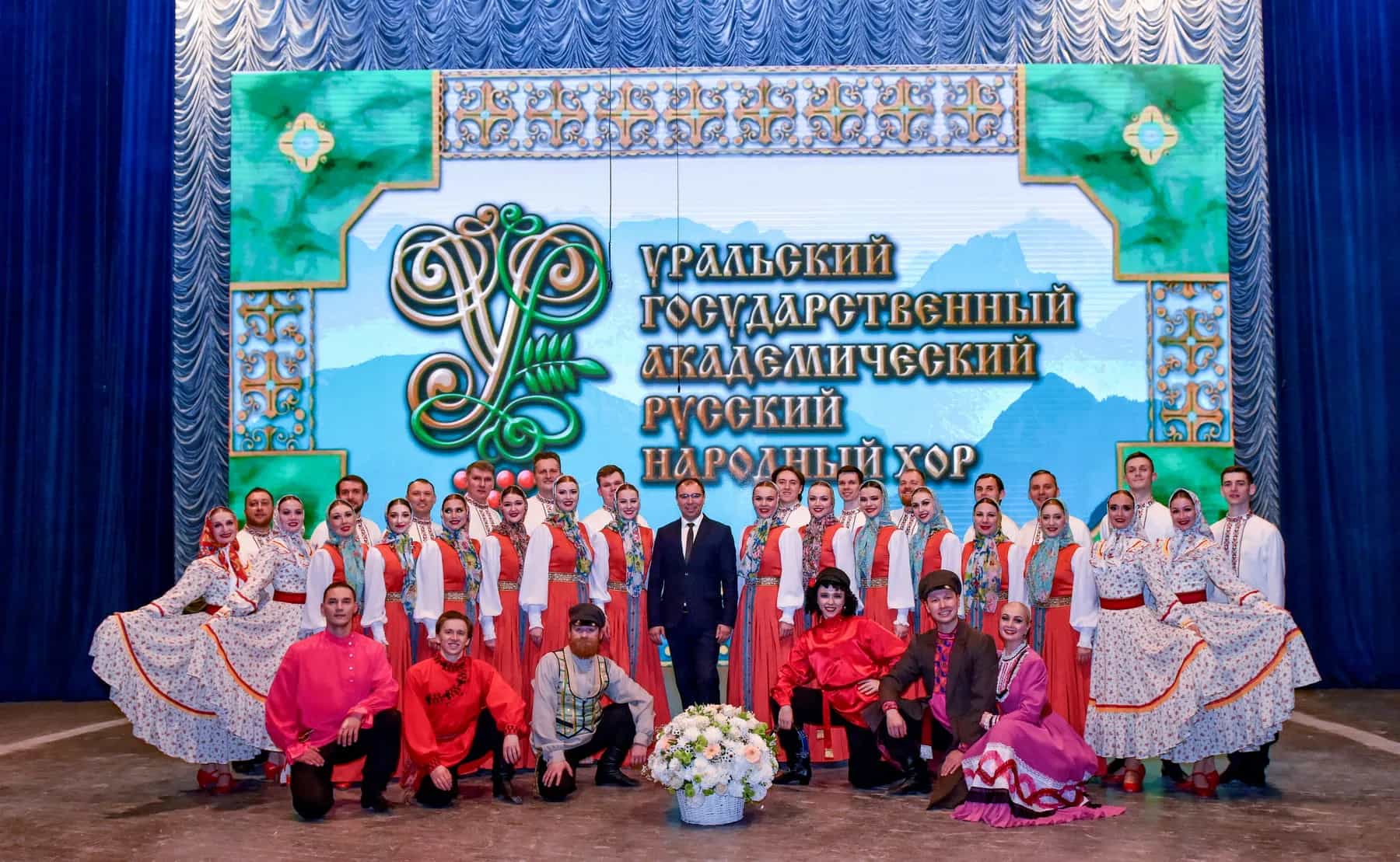 Фоторепортаж из выступления Уральского Государственного Академического Русского хора в Ашхабаде