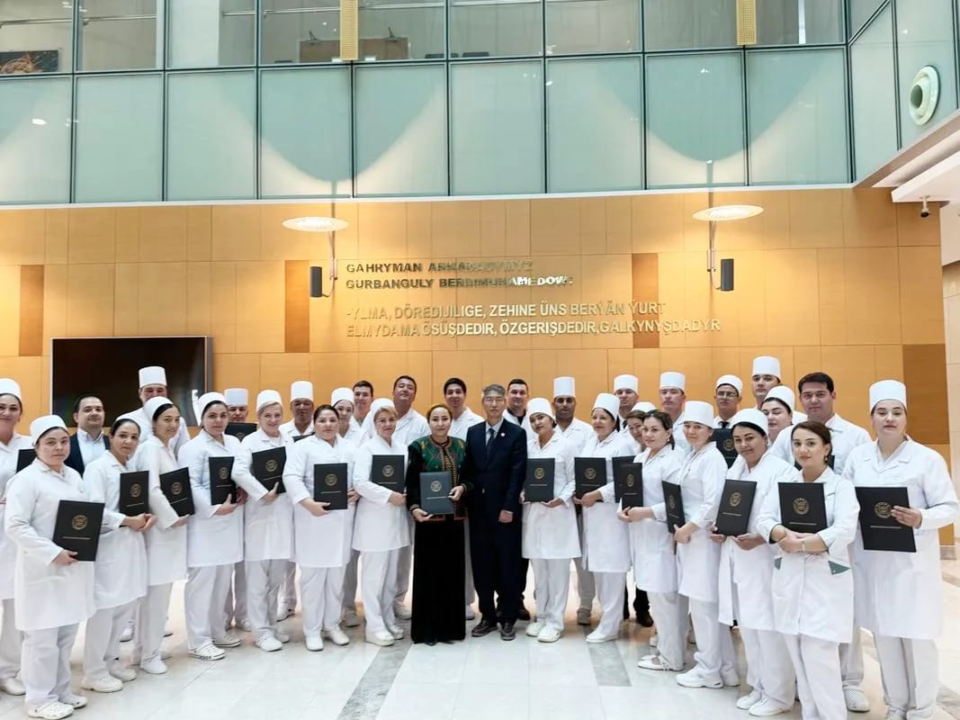 Туркменские врачи прошли обучение методам традиционной корейской медицины