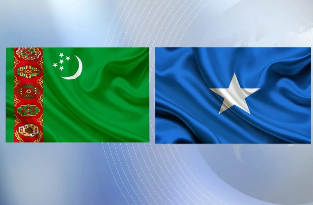 Глава МИД Туркменистана провел телефонный разговор с коллегой из Сомали