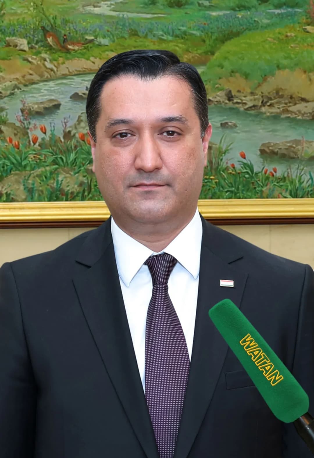 Täjigistanyň ilçisi Türkmenistan bilen strategik hyzmatdaşlygyň ösüşini belledi