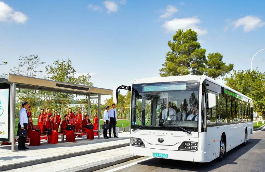 В Ашхабаде временно изменят схему движения автобусов