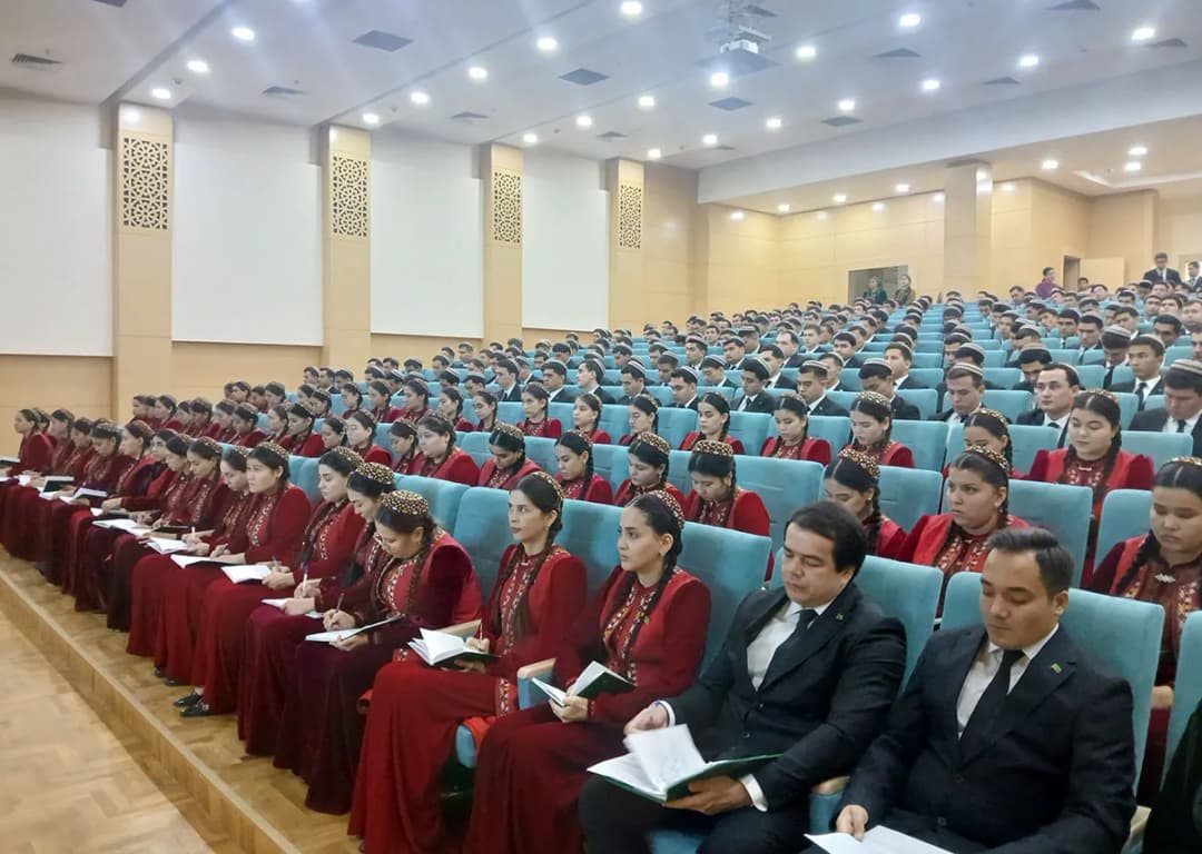 An international conference on artificial intelligence was held at a university in Ashgabat