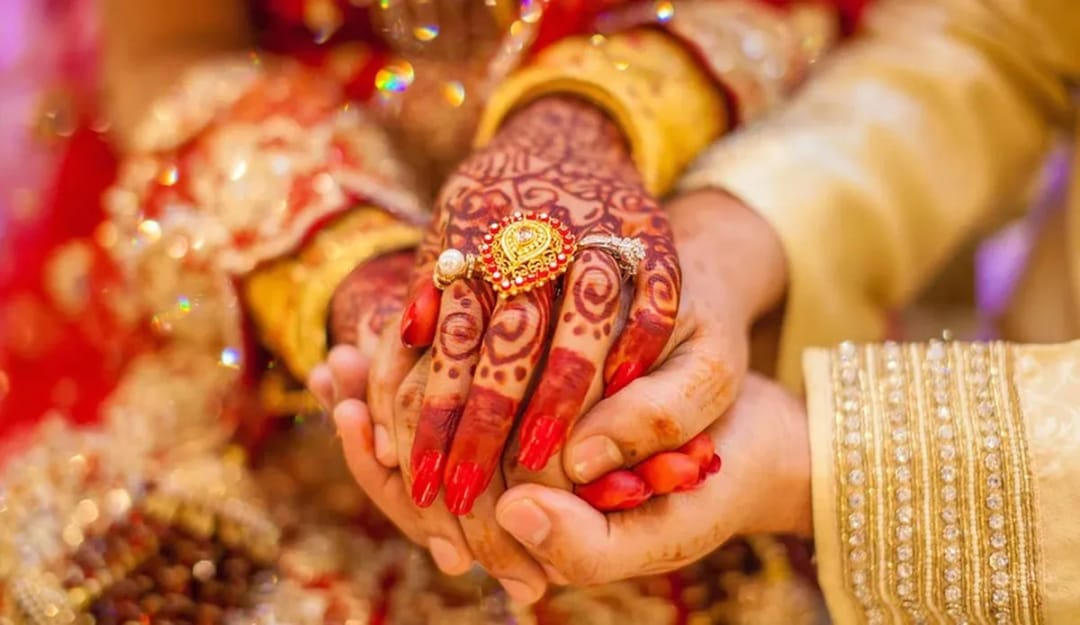 Hindistanda süýjülik üstündäki dawa toýuň ýatyrylmagyna sebäp boldy