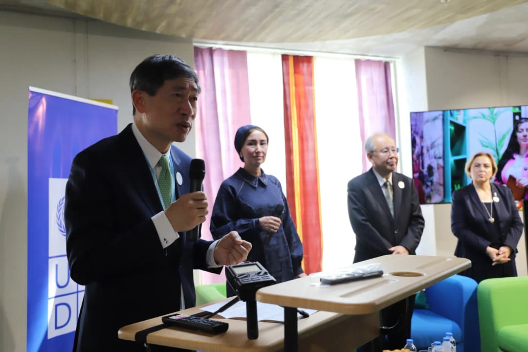 Туркменистан с официальным визитом посетил заместитель администратора ПРООН Хаолян Сюй