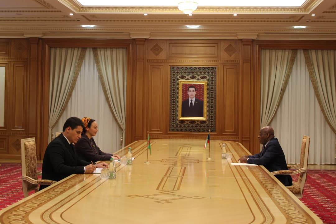 Посол Экваториальной Гвинеи аккредитован в Туркменистане