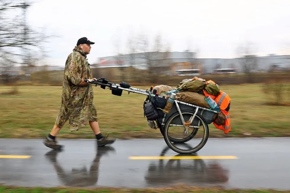 Британский путешественник завершает 27-летнее кругосветное путешествие пешком