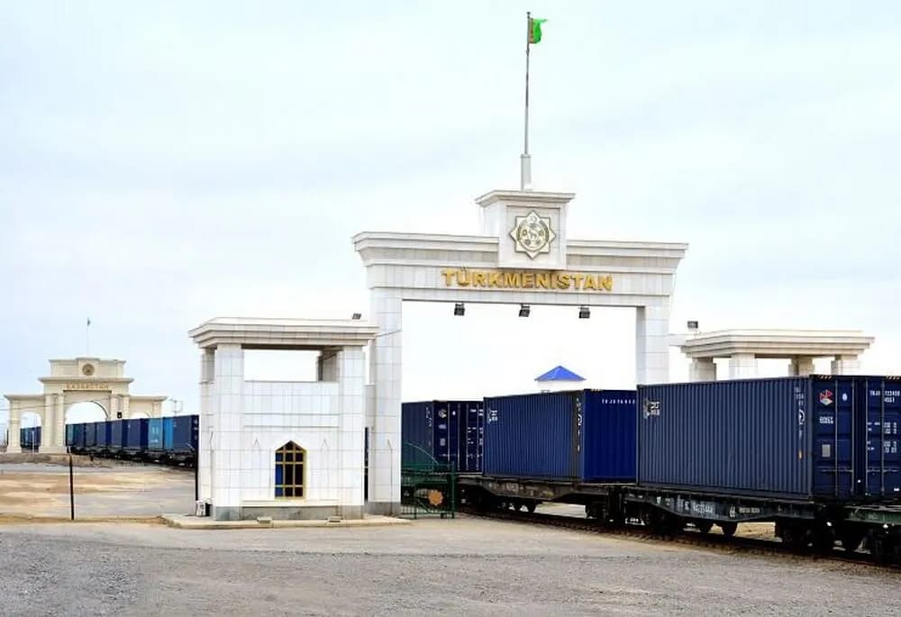 11 aýda türkmen-özbek söwda dolanyşygy 1 milliard dollardan geçdi