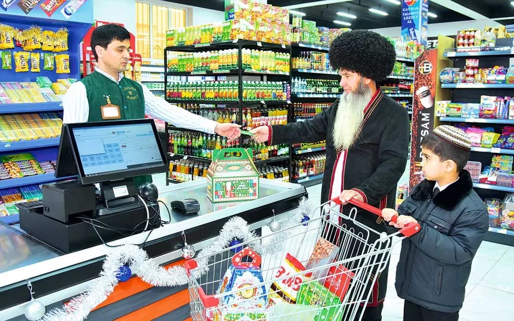 Ahal welaýatynda Täze ýyl baýramy mynasybetli göçme söwda nokatlarynyň 100-den gowragy döredildi