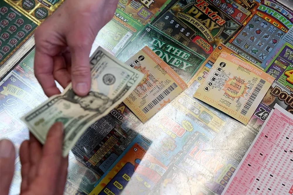 Житель Арканзаса выиграл $1,817 млрд в рождественском розыгрыше лотереи