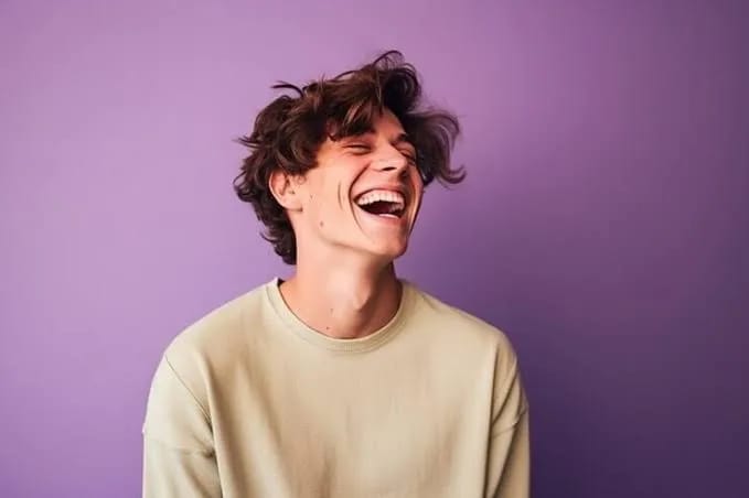 Lukman: Hepdede üç gezek gülmek ýüregi berkidýär