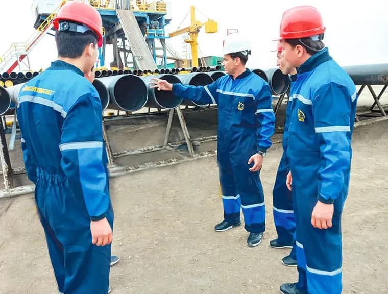 Talyplar «Türkmennebit» döwlet konserninde okuw-önümçilik tejribeligini geçdiler