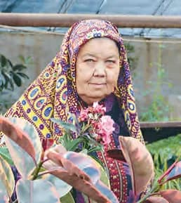 Цветочный мир Рухсары Бяшимовой