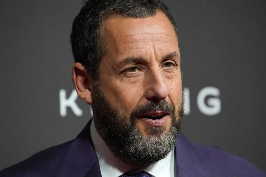 Адам Сэндлер пообещал сняться еще в 50 фильмах