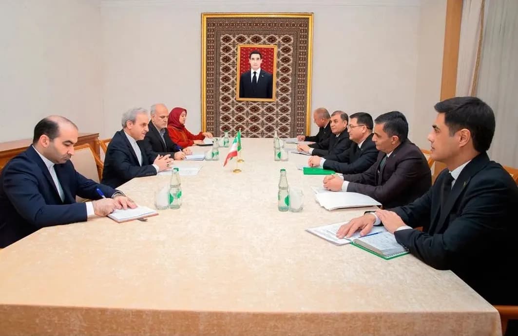 Türkmen döwlet uniwersitetinde Eýranyň ilçisi bilen duşuşyk geçirildi