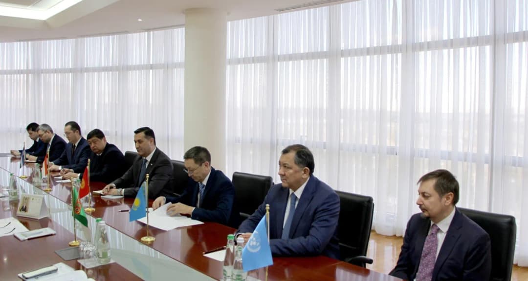 Aşgabatda BMG-niň Türkmenistandaky hemişelik utgaşdyryjysy we Merkezi Aziýa ýurtlarynyň ilçileri bilen duşuşyk geçirildi