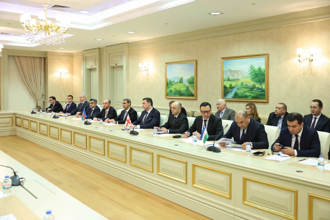 Туркменистан принял четырехстороннюю встречу по развитию Среднего коридора