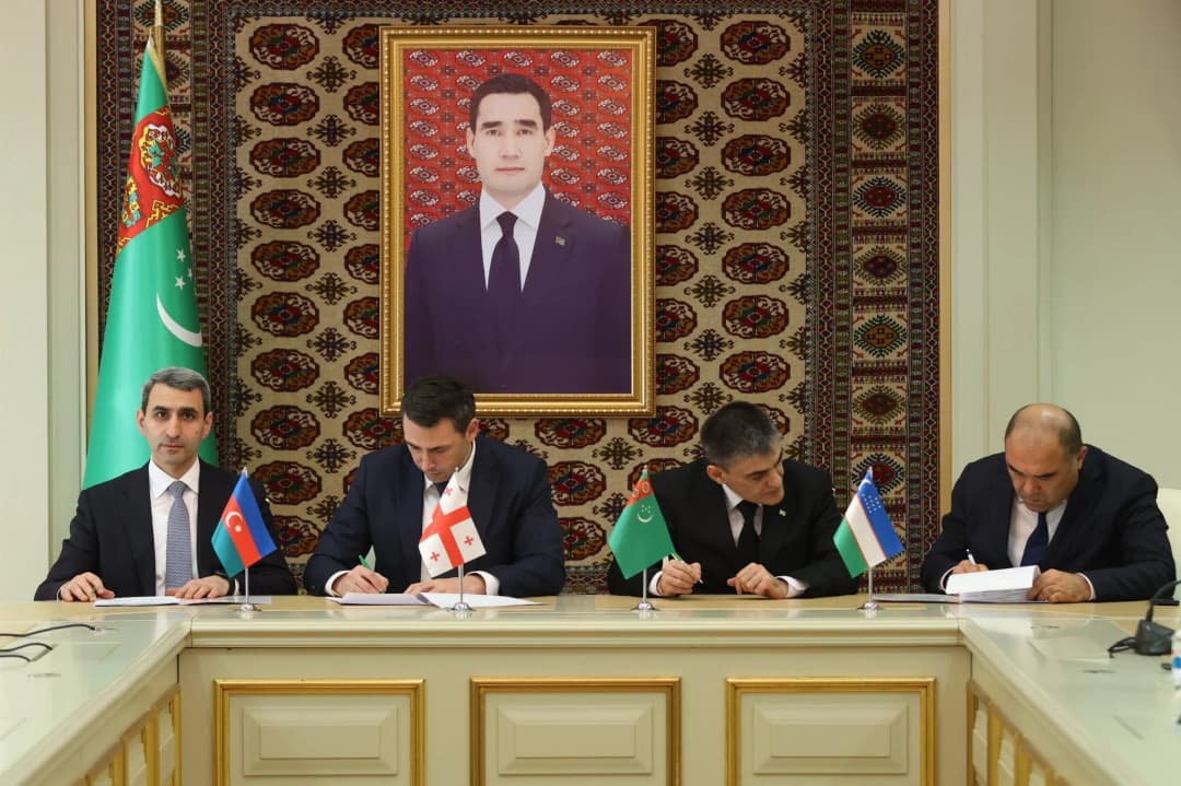 Туркменистан принял четырехстороннюю встречу по развитию Среднего коридора