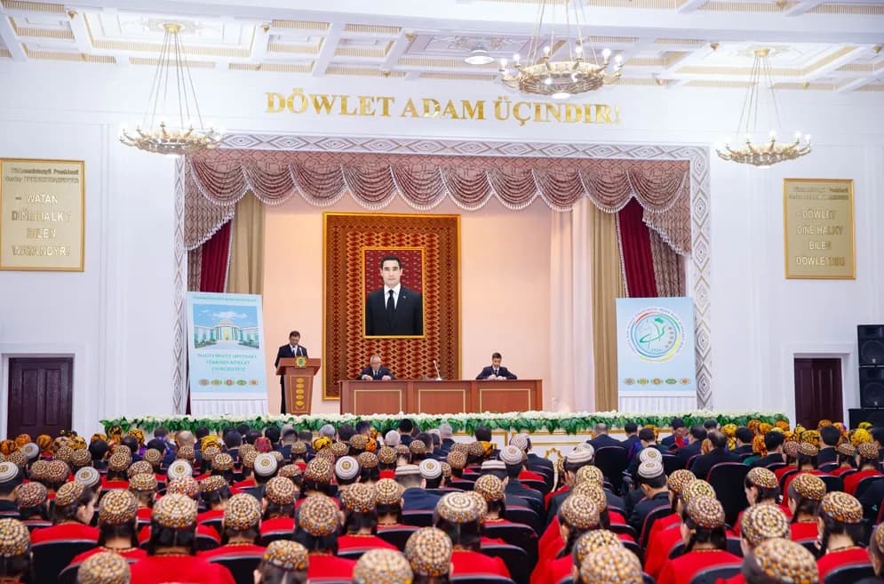 Türkmen döwlet uniwersitetinde Ýeňiş güni mynasybetli ylmy-amaly maslahat geçirildi