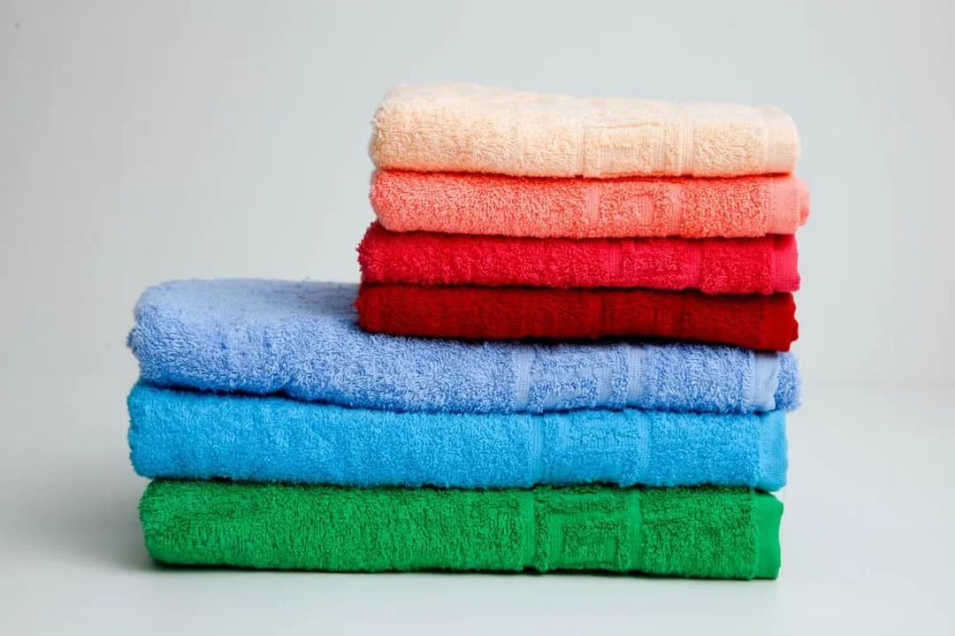 Биржа Туркменистана начала торги новой недели крупными сделками в текстиле