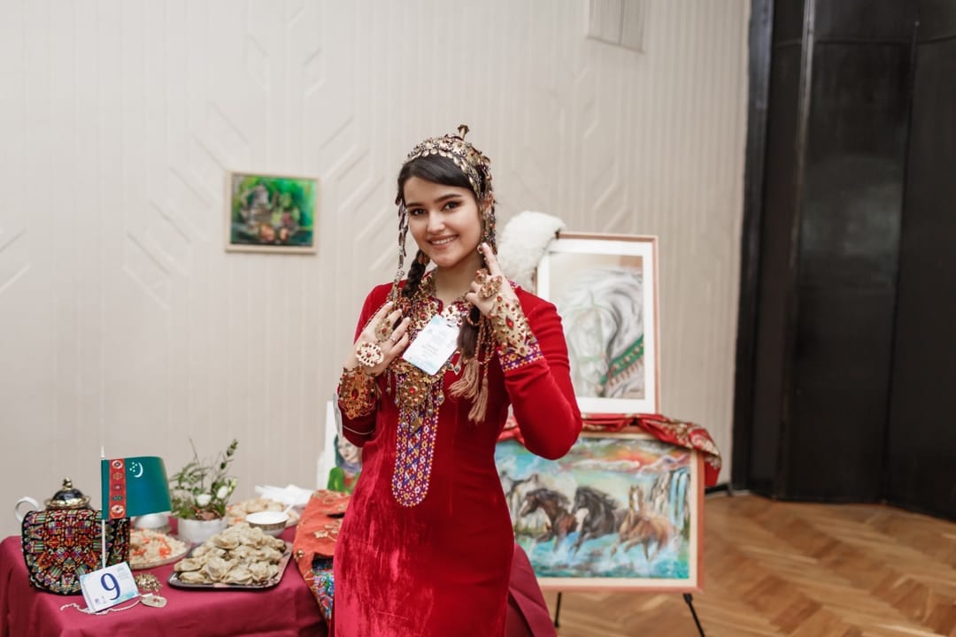 Джемал Юсупова: «Представлять Туркменистан на конкурсе очень ответственно, но безумно приятно»