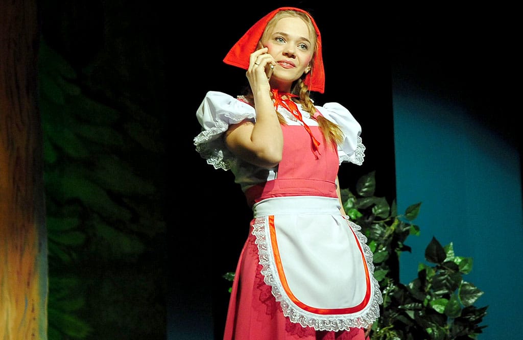 Театр имени А.С. Пушкина откроет новый сезон в Ашхабаде сказкой «Красная шапочка»