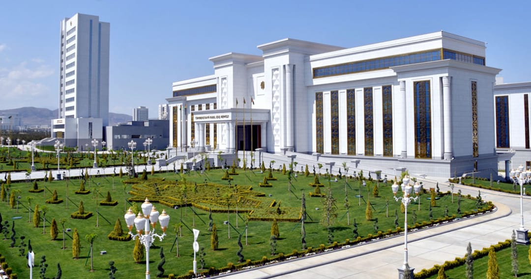 Бердымухамедов пригласил страны ШОС на конференцию в 2022 году в Ашхабаде